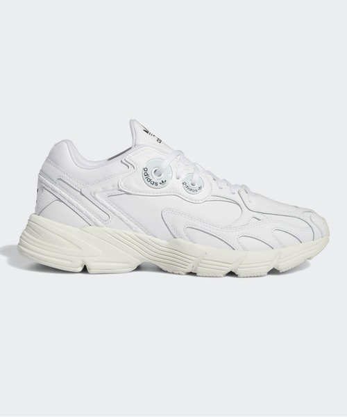 adidas（アディダス）の「アスター / Astir / 厚底スニーカー