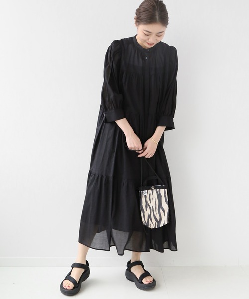 JOURNAL STANDARD relume(ジャーナルスタンダード レリューム)の「《追加》ティアードスタンドワンピース(ワンピース・レディース・ブラック系その他/ブルー系その他/ブラック・FREE)」の2枚目の写真