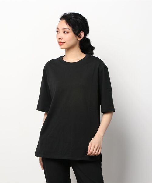 PUMA(プーマ)の「【別注】プーマ PUMA RELAXED SS TEE_ 限定コラボ(Tシャツ/カットソー・レディース・ブラック/ベージュ/ホワイト・S/XL/M/L)」の1枚目の写真