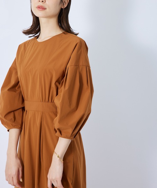 ROPE'（ロペ）の「セパレート風パフスリーブフレアーワンピース（ワンピース・レディース・ブラウン/ネイビー・36/38）」の20枚目の写真