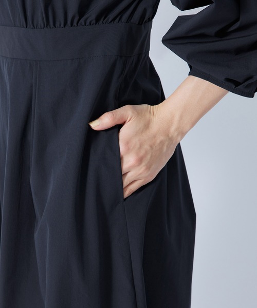 ROPE'（ロペ）の「セパレート風パフスリーブフレアーワンピース（ワンピース・レディース・ブラウン/ネイビー・36/38）」の19枚目の写真