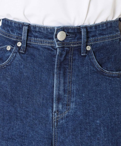 YANUK（ヤヌーク）の「YANUK / wide flare pants(ワイドフレアデニムパンツ 57103301)（デニムパンツ・レディース・ブルー・23）」の7枚目の写真