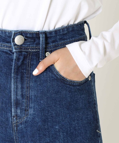 YANUK（ヤヌーク）の「YANUK / wide flare pants(ワイドフレアデニムパンツ 57103301)（デニムパンツ・レディース・ブルー・23）」の8枚目の写真