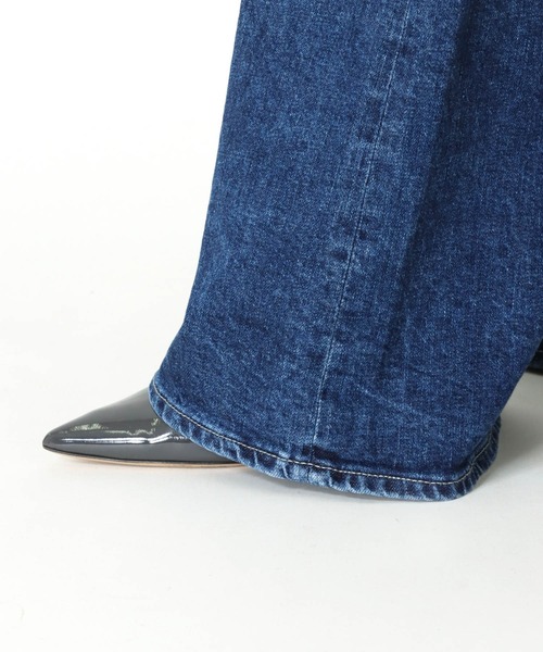 YANUK（ヤヌーク）の「YANUK / wide flare pants(ワイドフレアデニムパンツ 57103301)（デニムパンツ・レディース・ブルー・23）」の9枚目の写真