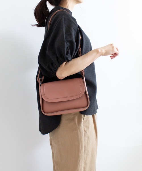 ALL ORDINARIES(オールオーディナリーズ)の「【At アット】サイドデザインショルダー(ショルダーバッグ・レディース・ピンク/ブラック/アイボリー・FREE)」の8枚目の写真