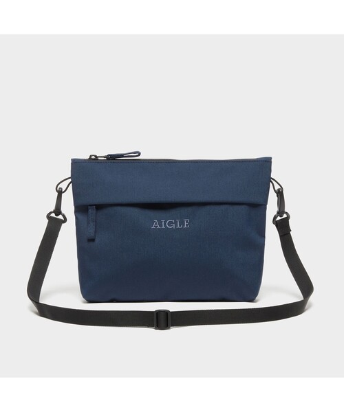AIGLE（エーグル）の「リサイクルナイロン コンパクト サコッシュ（ショルダーバッグ・レディース・ブルー/アイボリー/ダークネイビー・FREE）」の3枚目の写真
