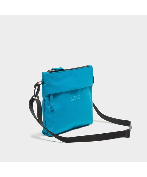 AIGLE（エーグル）の「リサイクルナイロン コンパクト サコッシュ（ショルダーバッグ・レディース・ブルー/アイボリー/ダークネイビー・FREE）」の8枚目の写真