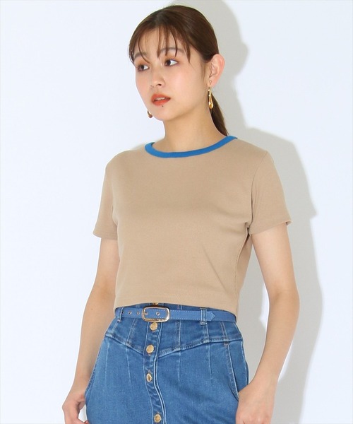 REDYAZEL(レディアゼル)の「リンガークロップドTシャツ(Tシャツ/カットソー・レディース・オフホワイト/ベージュ/ネイビー/ブラック・FREE)」の4枚目の写真