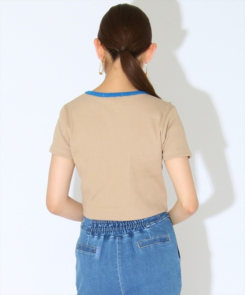 REDYAZEL(レディアゼル)の「リンガークロップドTシャツ(Tシャツ/カットソー・レディース・オフホワイト/ベージュ/ネイビー/ブラック・FREE)」の16枚目の写真