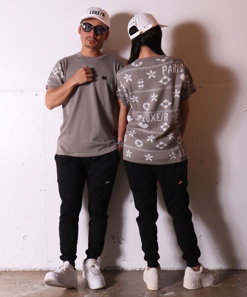 LUXE/R（ラグジュ）の「【ユニセックス】【LUXE/R】モノグラム ニット Tシャツ(RMS)（Tシャツ/カットソー・メンズ・ブラック/グレー・MEDIUM/LARGE）」の3枚目の写真