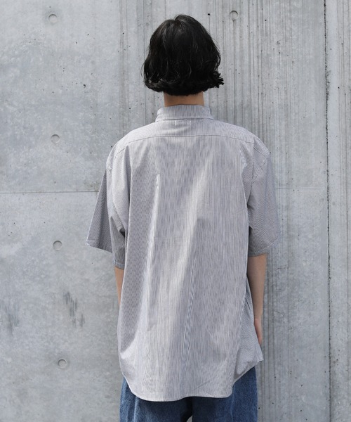 MSG(エムエスジー)の「ワンポイント刺繍 USEDライク半袖シャツ(シャツ/ブラウス・メンズ・ホワイト/ベージュ/グリーン/ブラック系/グリーン系/ブルー系/ブルー系1/レッド系・S/M/L)」の9枚目の写真
