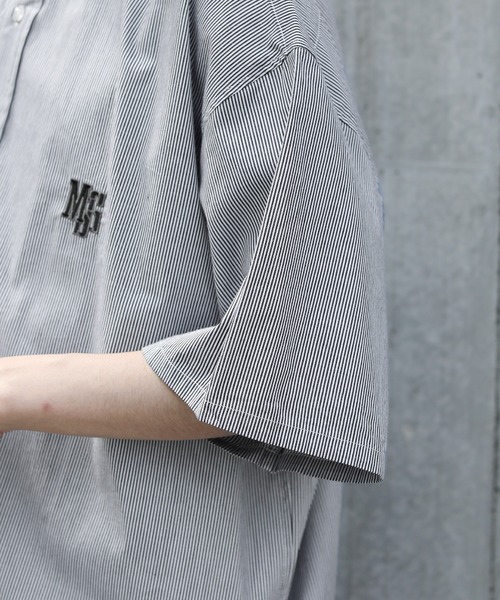 MSG(エムエスジー)の「ワンポイント刺繍 USEDライク半袖シャツ(シャツ/ブラウス・メンズ・ホワイト/ベージュ/グリーン/ブラック系/グリーン系/ブルー系/ブルー系1/レッド系・S/M/L)」の12枚目の写真