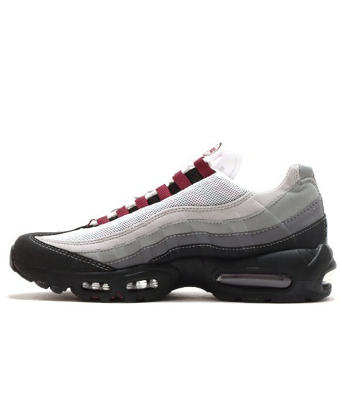 NIKE（ナイキ）の「NIKE AIR MAX 95 / ナイキ エア マックス 95 【SP】（スニーカー・メンズ・ブラック・25.5cm/26.5cm/27.5cm/28.5cm/30.0cm/26.0cm/27.0cm/28.0cm/29.0cm/25.0cm/24.5cm/24.0cm）」の4枚目の写真