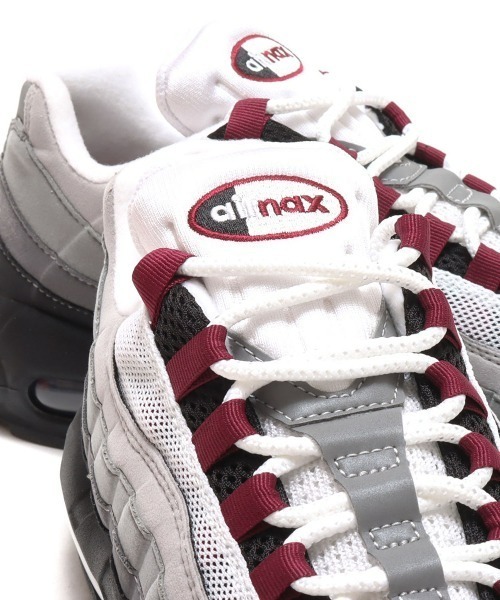 NIKE（ナイキ）の「NIKE AIR MAX 95 / ナイキ エア マックス 95 【SP】（スニーカー・メンズ・ブラック・25.5cm/26.5cm/27.5cm/28.5cm/30.0cm/26.0cm/27.0cm/28.0cm/29.0cm/25.0cm/24.5cm/24.0cm）」の9枚目の写真