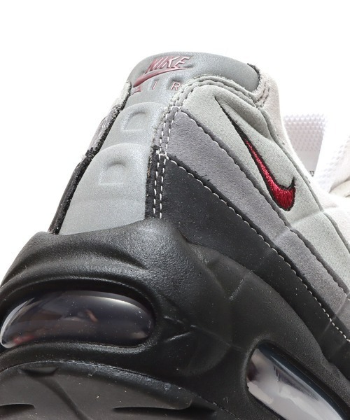 NIKE（ナイキ）の「NIKE AIR MAX 95 / ナイキ エア マックス 95 【SP】（スニーカー・メンズ・ブラック・25.5cm/26.5cm/27.5cm/28.5cm/30.0cm/26.0cm/27.0cm/28.0cm/29.0cm/25.0cm/24.5cm/24.0cm）」の11枚目の写真