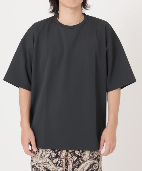JOURNAL STANDARD（ジャーナルスタンダード）の「クレープ ウィーブ クルーネック Tシャツ（Tシャツ/カットソー・メンズ・ブラック/ベージュ/ネイビー/スミクロ・SMALL/MEDIUM/LARGE）」の5枚目の写真