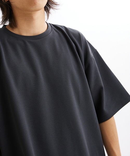 JOURNAL STANDARD（ジャーナルスタンダード）の「クレープ ウィーブ クルーネック Tシャツ（Tシャツ/カットソー・メンズ・ブラック/ベージュ/ネイビー/スミクロ・SMALL/MEDIUM/LARGE）」の3枚目の写真
