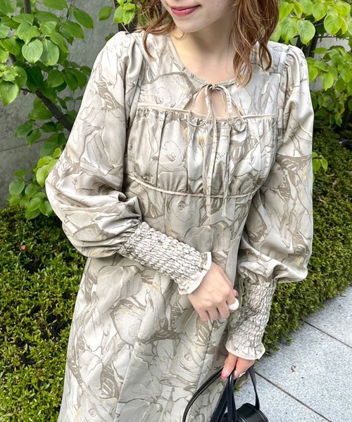 OLIVE des OLIVE(オリーブデオリーブ)の「胸開きワンピース(ワンピース・レディース・オフホワイト/ピンク/カーキ・FREE)」の12枚目の写真