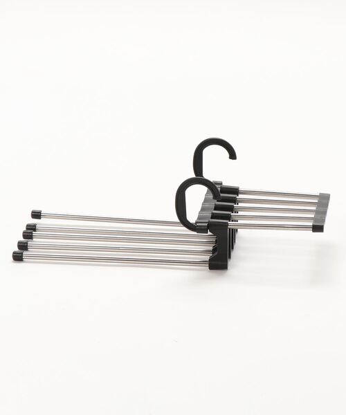 ammy.（エイミードット）の「【 ammy. / エイミードット 】コンパクト 収納 ハンガー（収納グッズ・レディース・ホワイト/ブラック・FREE）」の4枚目の写真