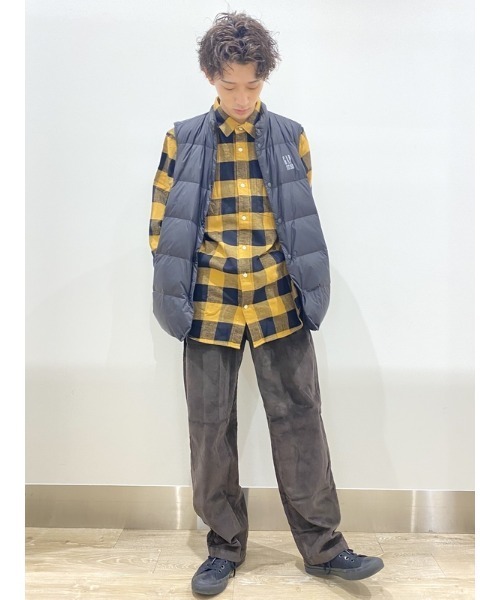 GAP（ギャップ）の「ライトウェイト ダウンベスト（ダウンベスト・メンズ・ホワイト系その他/ブラック/ネイビー/カーキ・L/M/XS/XL/S）」の19枚目の写真