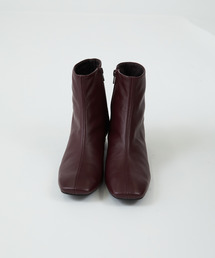 スクエアトゥショートブーツ