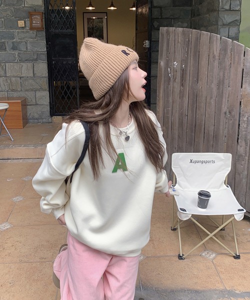 セール】アルファベットロゴスウェットトレーナー（スウェット