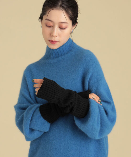 Ray BEAMS（レイビームス）の「Ray BEAMS / リブ アームウォーマー（アームカバー・レディース・ナチュラル/グリーン系その他2/ブラック/ブルー・ONE SIZE）」の22枚目の写真