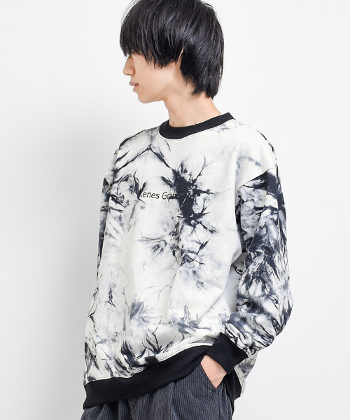 KENES GRAFFITI（ケネスグラフィティ）の「タイダイ染トレーナー（スウェット・メンズ・ブラック/グレー・S/M/L/XS）」の2枚目の写真