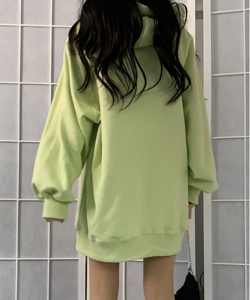 Girly Doll（ガーリードール）の「パーカ（パーカー・レディース・グレー/ブルー/ブラック/ピンク/ベージュ/レッド/グリーン・F）」の4枚目の写真