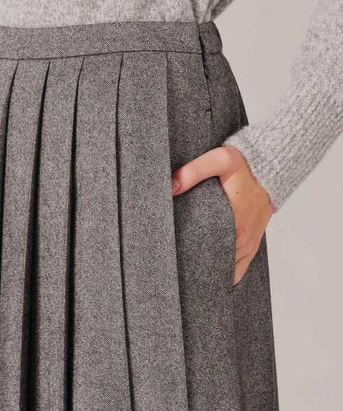 MACKINTOSH LONDON（マッキントッシュ ロンドン）の「シックツイードプリーツスカート（スカート・レディース・ベージュ/ブラック・38/36）」の8枚目の写真