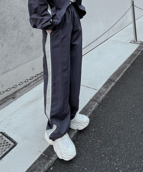 Figments(フィグメンツ)の「ラージトラックパンツ(その他パンツ・レディース・ブラック/グリーン/サックスブルー/パープル/グレー/ネイビー・SMALL/MEDIUM)」の6枚目の写真