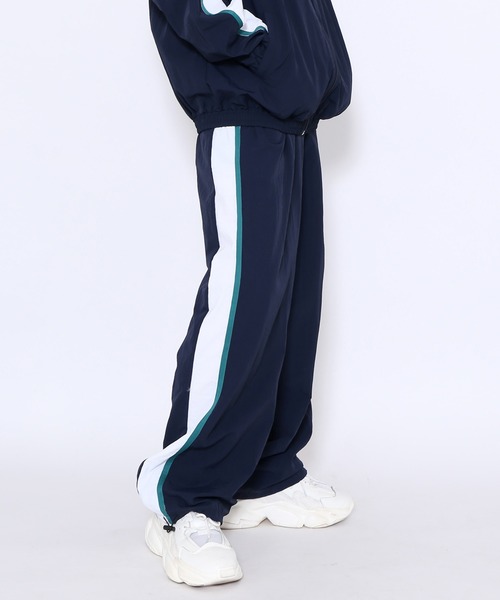 Figments(フィグメンツ)の「ラージトラックパンツ(その他パンツ・レディース・ブラック/グリーン/サックスブルー/パープル/グレー/ネイビー・SMALL/MEDIUM)」の4枚目の写真