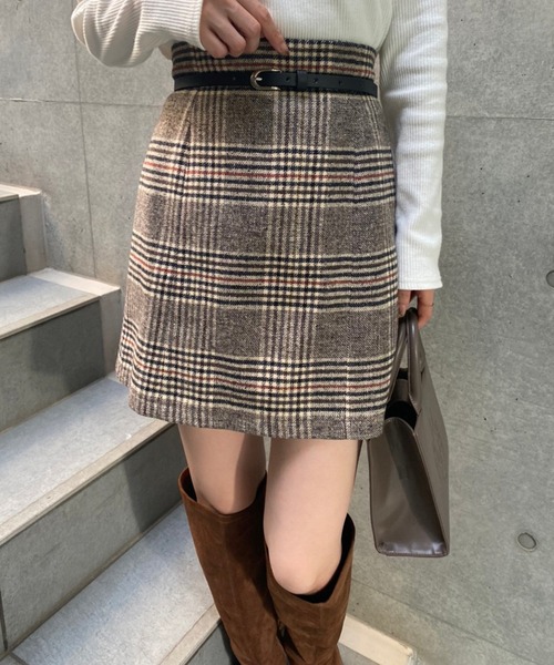 one after another NICE CLAUP（ワンアフターアナザーナイスクラップ）の「スタイルアップが叶う。ベルトセット台形ミニスカート（スカート・レディース・ベージュ/ブラック系その他/ブラウン系その他/アイボリー・FREE）」の19枚目の写真