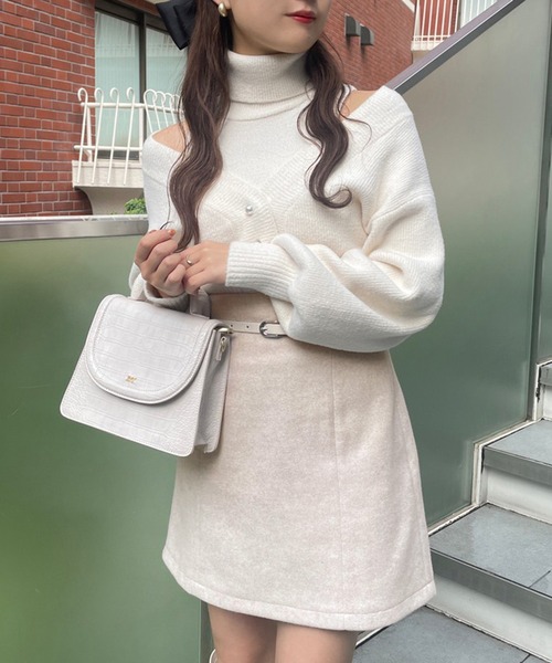 one after another NICE CLAUP（ワンアフターアナザーナイスクラップ）の「スタイルアップが叶う。ベルトセット台形ミニスカート（スカート・レディース・ベージュ/ブラック系その他/ブラウン系その他/アイボリー・FREE）」の5枚目の写真