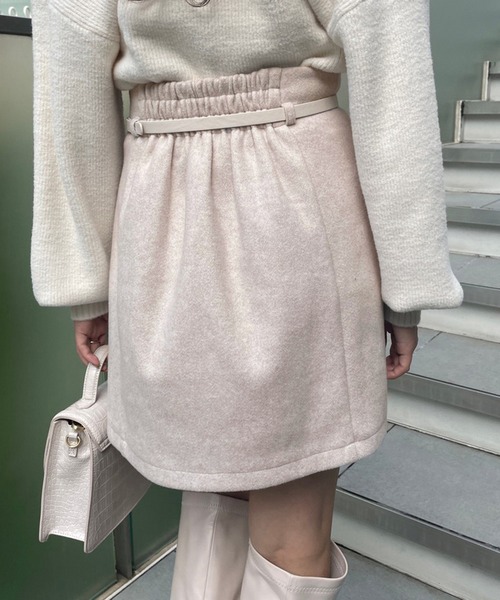 one after another NICE CLAUP（ワンアフターアナザーナイスクラップ）の「スタイルアップが叶う。ベルトセット台形ミニスカート（スカート・レディース・ベージュ/ブラック系その他/ブラウン系その他/アイボリー・FREE）」の8枚目の写真