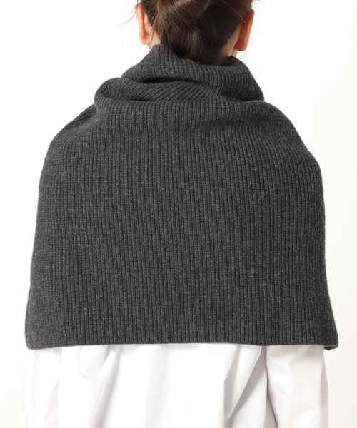 AP STUDIO(エーピーストゥディオ)の「リブニットケープ(マフラー・レディース・チャコールグレー/ベージュ・FREE)」の15枚目の写真