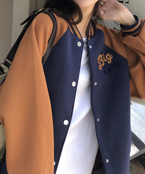 DAY CLOSET(デイ クローゼット)の「レディース ルーズシルエット刺繍ロゴスタジャン(スタジャン・レディース・ブラック/ネイビー・ONE SIZE)」の16枚目の写真