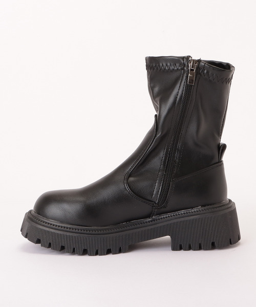 Lace Ladies（レースレディース）の「トラックソール厚底ショートブーツ（ブーツ・レディース・アイボリー/ブラック・23.5/24/ 25/23/24.5/22.5）」の19枚目の写真