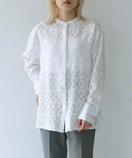 vingtrois(バントロア)の「【vingtrois】シェルボタンレースブラウス(シャツ/ブラウス・レディース・ブラック/オフホワイト・M)」の3枚目の写真