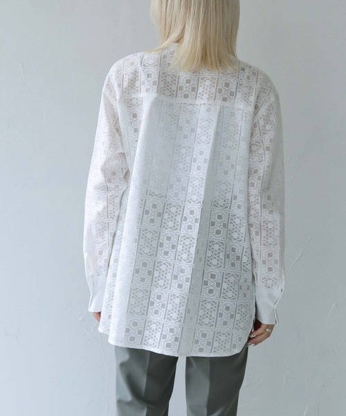 vingtrois(バントロア)の「【vingtrois】シェルボタンレースブラウス(シャツ/ブラウス・レディース・ブラック/オフホワイト・M)」の5枚目の写真