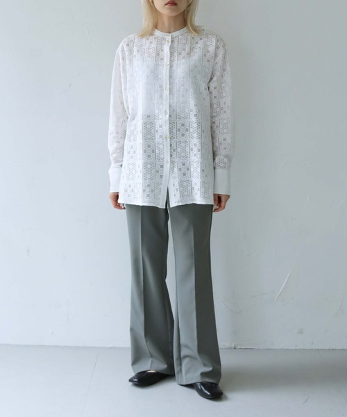 vingtrois(バントロア)の「【vingtrois】シェルボタンレースブラウス(シャツ/ブラウス・レディース・ブラック/オフホワイト・M)」の6枚目の写真