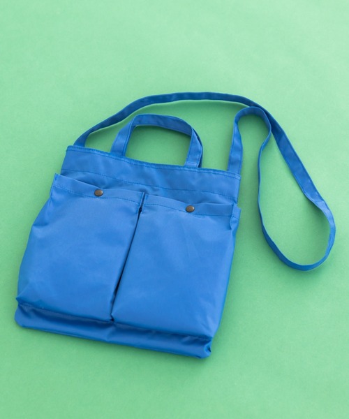 koe（コエ）の「エアヘルメットショルダーバッグ（ショルダーバッグ・レディース・ブルー/カーキ/ブラック・FREE）」の3枚目の写真