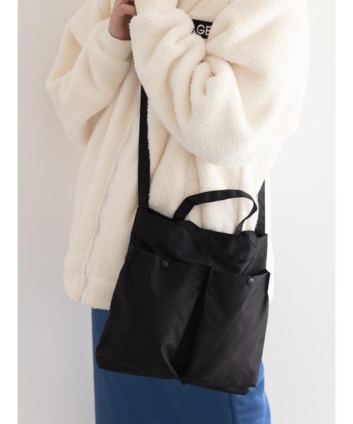 koe（コエ）の「エアヘルメットショルダーバッグ（ショルダーバッグ・レディース・ブルー/カーキ/ブラック・FREE）」の5枚目の写真