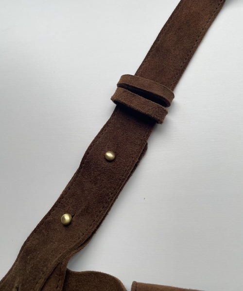 CANAL JEAN（キャナルジーン）の「Pt　スウェードショルダーBAG（ショルダーバッグ・レディース・ブラウン・ONE SIZE）」の5枚目の写真