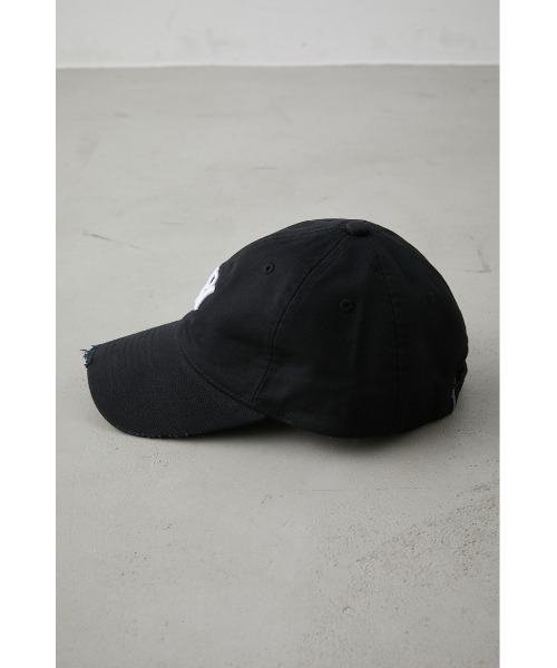 AZUL by moussy（アズールバイマウジー）の「NEO PREPPY EMBROIDERY CAP/ネオプレッピーエンブロイダリーキャップ（キャップ・メンズ・ブラック/イエロー/ホワイト系その他・FREE）」の5枚目の写真