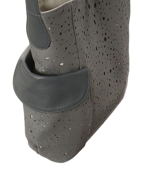 HIROKO HAYASHI（ヒロコハヤシ）の「◆FORATA(フォラータ)ワンショルダーバッグ（ショルダーバッグ・レディース・グレー系その他4・00）」の11枚目の写真