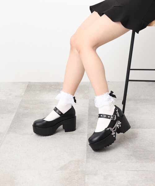 cs T&P(シーエスティーアンドピー)の「クロスチェーン付き厚底パンプス(パンプス・レディース・ブラック/ブラック系1/ネイビー系6/レッド系3・S/M/L/LL)」の11枚目の写真