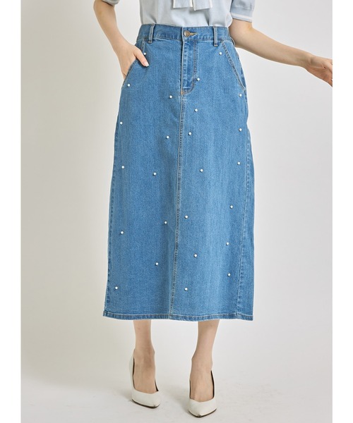 tocco closet（トッコ　クローゼット）の「ポケット付きパールモチーフ装飾デニムロングスカート（デニムスカート・レディース・ブラック/インディゴブルー/ネイビー・M）」の2枚目の写真