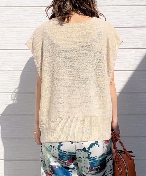 Q（キュー）の「ブークレーVネックベスト（ベスト・レディース・グレー/アイボリー・MEDIUM）」の4枚目の写真