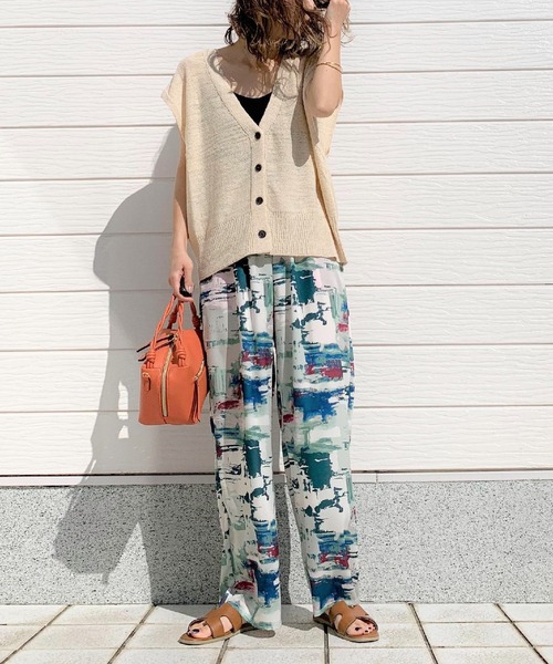 Q（キュー）の「ブークレーVネックベスト（ベスト・レディース・グレー/アイボリー・MEDIUM）」の9枚目の写真